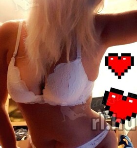 P�cs, M�v�szn� 06304728924
