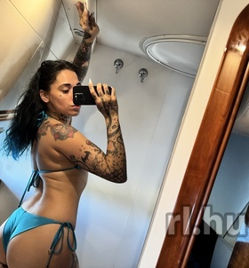 Budapest, Nadia 06307103858