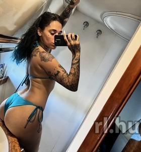 Budapest, Nadia 06307103858