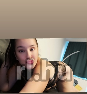 Naomi (25 éves) - Telefon: +36 20 / 989-6964 - Kaposvár