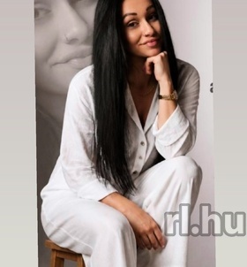 Kom�rom, Naomi 06301086268