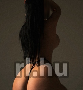 Kom�rom, Naomi 06304736138