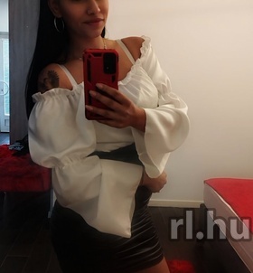 Kom�rom, Naomi 06305560706