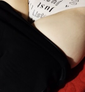 Naomi (18+ éves) - Telefon: +36 30 / 657-4414 - Debrecen