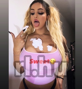 Naomi_VIP Budapest szexpartner lányok