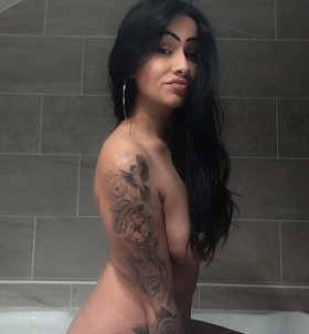 Gyr, Naomi_VIP 06305560706