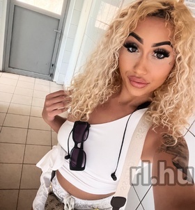 Natali (26 éves) - Telefon: +36 20 / 562-8696 - Szolnok