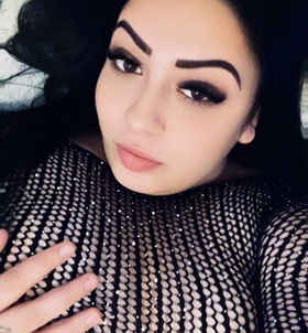 Natália (25 éves, Nő) - Telefon: +36 30 / 736-7848 - Győr, szexpartner