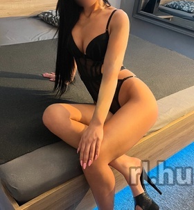 Natália (22+ éves) - Telefon: +36 70 / 161-2084 - Budapest, VII