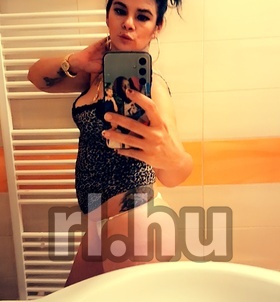 Nazira (30 éves) - Telefon: +36 30 / 098-9927 - Hajdúszoboszló