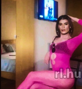 Nehir Szolnok escort Mädchen