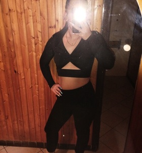 Nelly (24+ éves) - Telefon: +36 30 / 218-0227 - Tatabánya