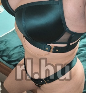 Nelly (24+ éves) - Telefon: +36 30 / 218-0227 - Tatabánya