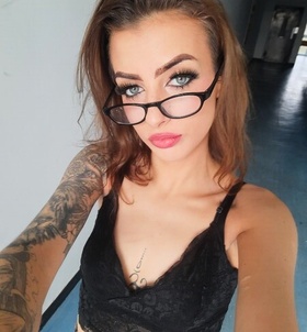 Budapest, Nia 06204747183