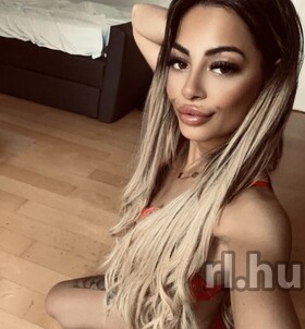 Nia (28 éves) - Telefon: +36 30 / 412-2176 - Miskolc