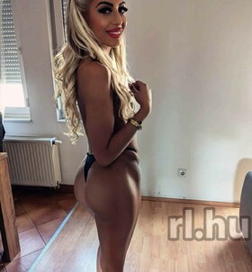 Nia (28 éves) - Telefon: +36 30 / 412-2176 - Miskolc