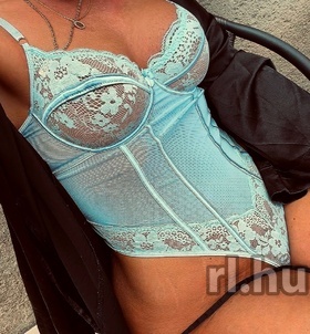 Nia Salgótarján escort Mädchen