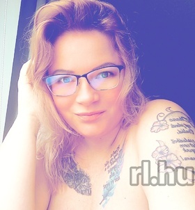 Nicky (30+ éves) - Telefon: +36 20 / 610-3897 - Dunaújváros