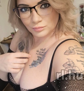 Nicky (35+ éves) - Telefon: +36 20 / 610-3897 - Dunaújváros