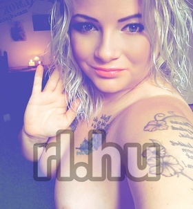 Nicky (30+ éves) - Telefon: +36 20 / 610-3897 - Dunaújváros