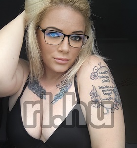 Nicky (30+ éves, Nő) - Telefon: +36 20 / 610-3897 - Dunaújváros Szórád Márton utca , szexpartner