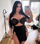 P�cs, Nicole_VIP 06303369006