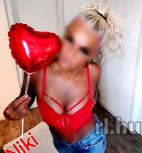 Niki Budapest masszázs lányok