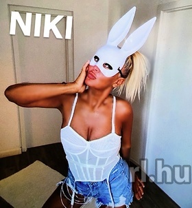 Niki Budapest masszázs lányok