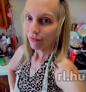 Niki (23+ éves) - Telefon: +36 20 / 615-7374 - Budapest