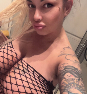 Budapest, Niki 06301495619