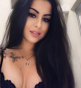 Niki (23+ éves, Nő) - Telefon: +36 70 / 724-1144 - Nyíregyháza, szexpartner