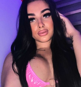 Nikol Dunakeszi szexpartner lányok