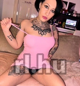 Dunajvros, Nikol_Exclusive 06701540367