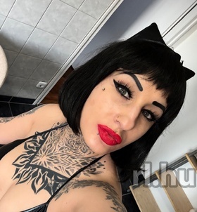 P�cs, Nikol_Exclusive 06701540367