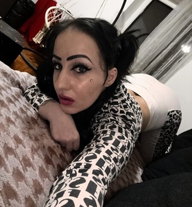 Nikol_Exclusive (29 éves) - Telefon: +36 70 / 154-0367 - Dunaújváros