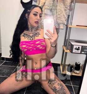 Dunajvros, Nikol_Exclusive 06701540367