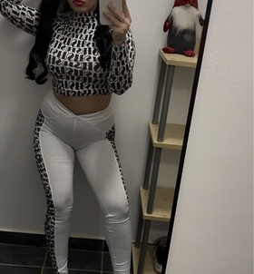 Nikol_Exclusive (29 éves) - Telefon: +36 70 / 154-0367 - Dunaújváros