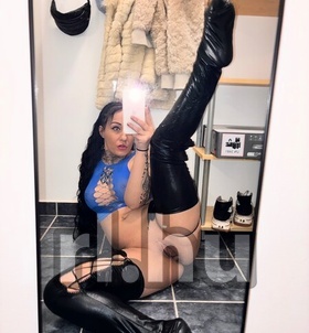 Dunajvros, Nikol_Exclusive 06701540367