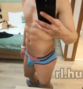 NikolaSeth 308218345, Budapest Junge