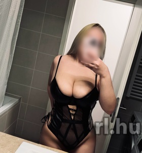 Niky Budapest Erotische Massage Mädchen