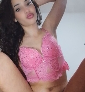 Nina (23 éves) - Telefon: +36 20 / 266-0000 - Budapest, I