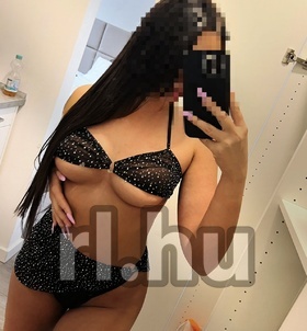 Nina (24 éves, Nő) - Telefon: +36 30 / 230-7096 - Szeged, szexpartner