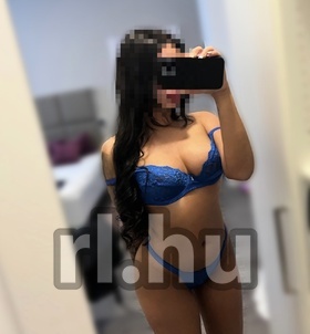 Nina (24 éves) - Telefon: +36 30 / 230-7096 - Szeged