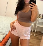 Nina Budapest escort Mädchen