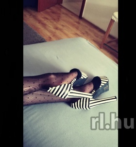 Veszpr�m, Nina 06304954113