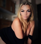 Budapest, Nina 06702314901