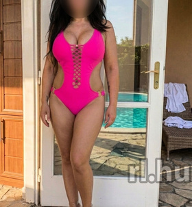 Nina (20 éves) - Telefon: +36 70 / 781-9469 - Győr