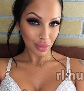 Ninaa Gyula escort Mädchen