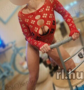 nna (25 éves) - Telefon: +36 70 / 237-5257 - Budapest