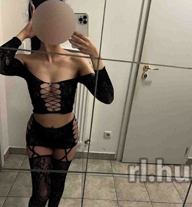 Noémi Budapest szexpartner lányok